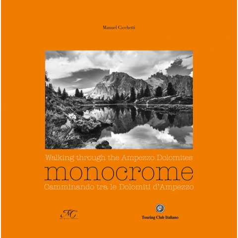 Monocrome